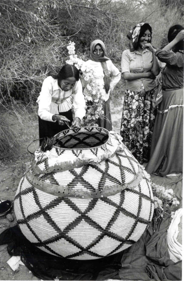 Burckhalter_David_Seri_Indian_Basket_Festival